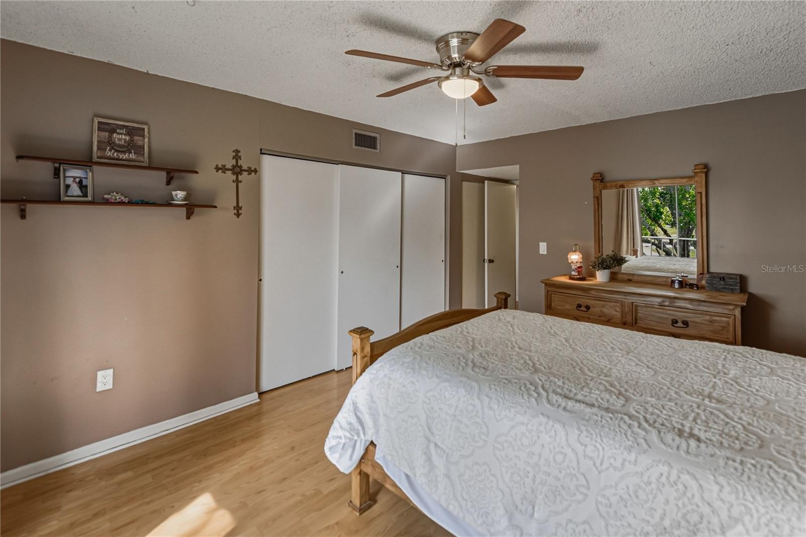 Image 19 of 42 For 205 La Casa  205