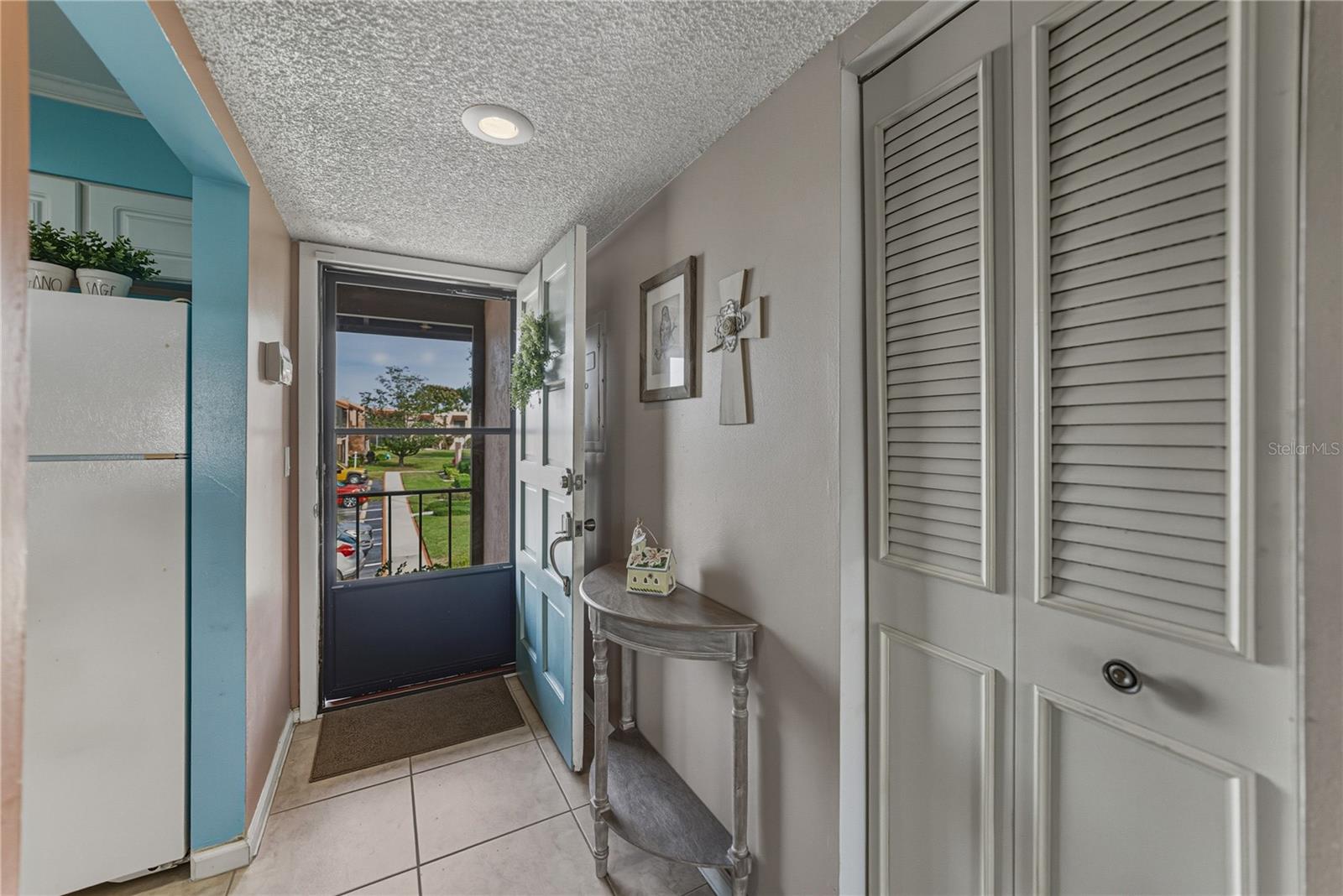 Image 2 of 42 For 205 La Casa  205