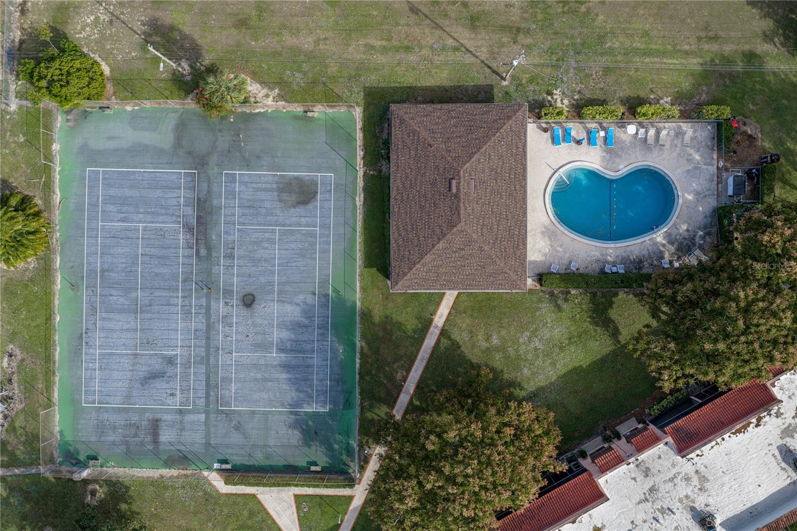 Image 34 of 42 For 205 La Casa  205