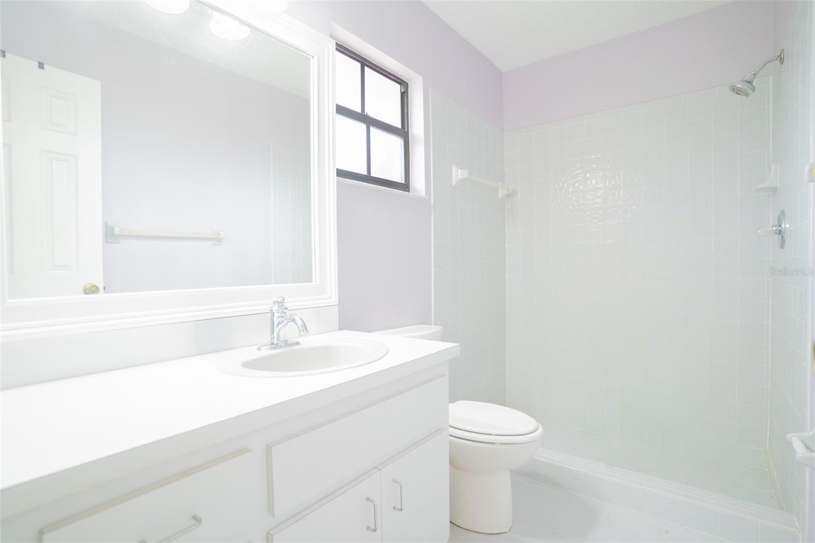 Image 10 of 25 For 17 Notre Dame Street