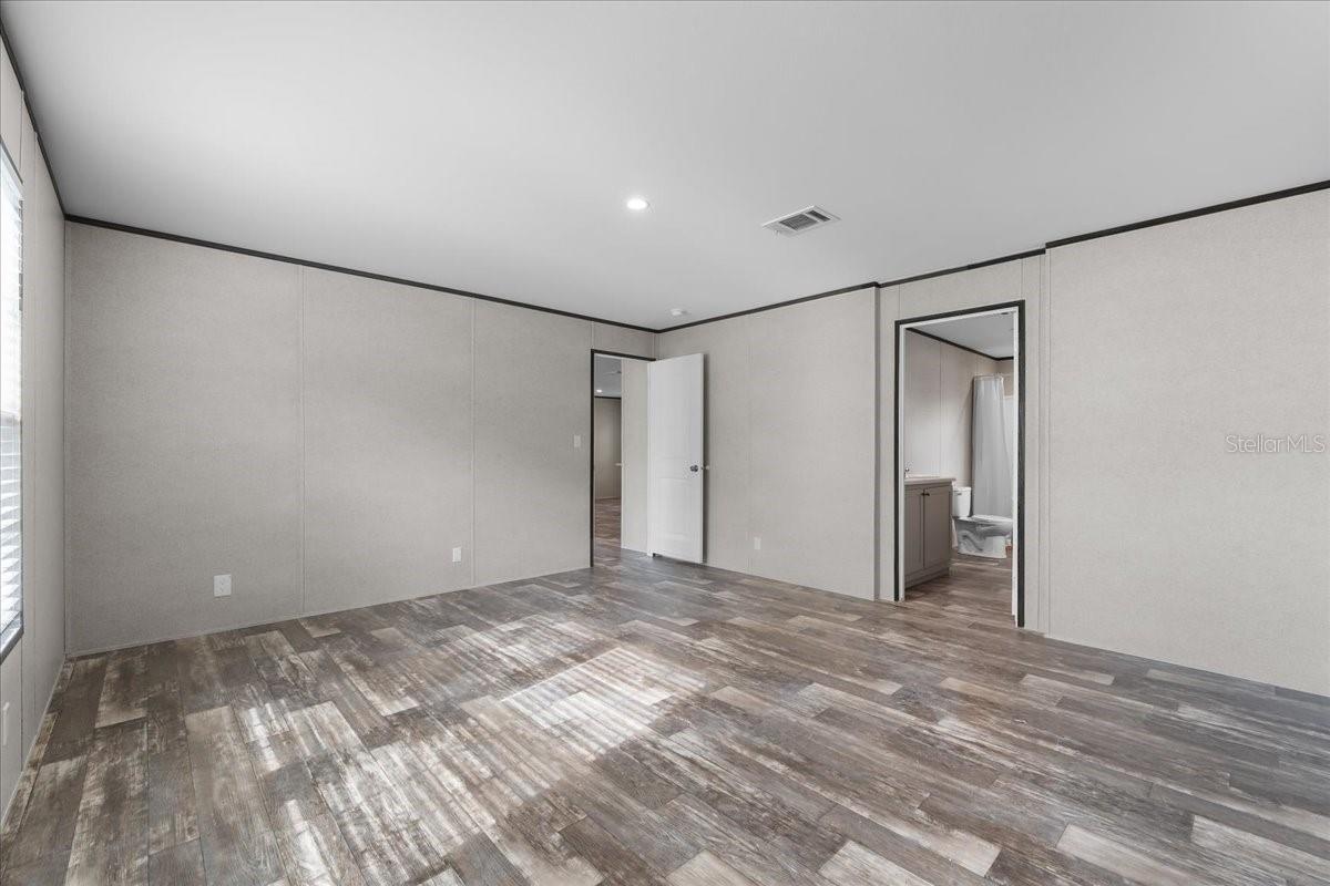 Image 19 of 30 For 0 Oakridge Drive