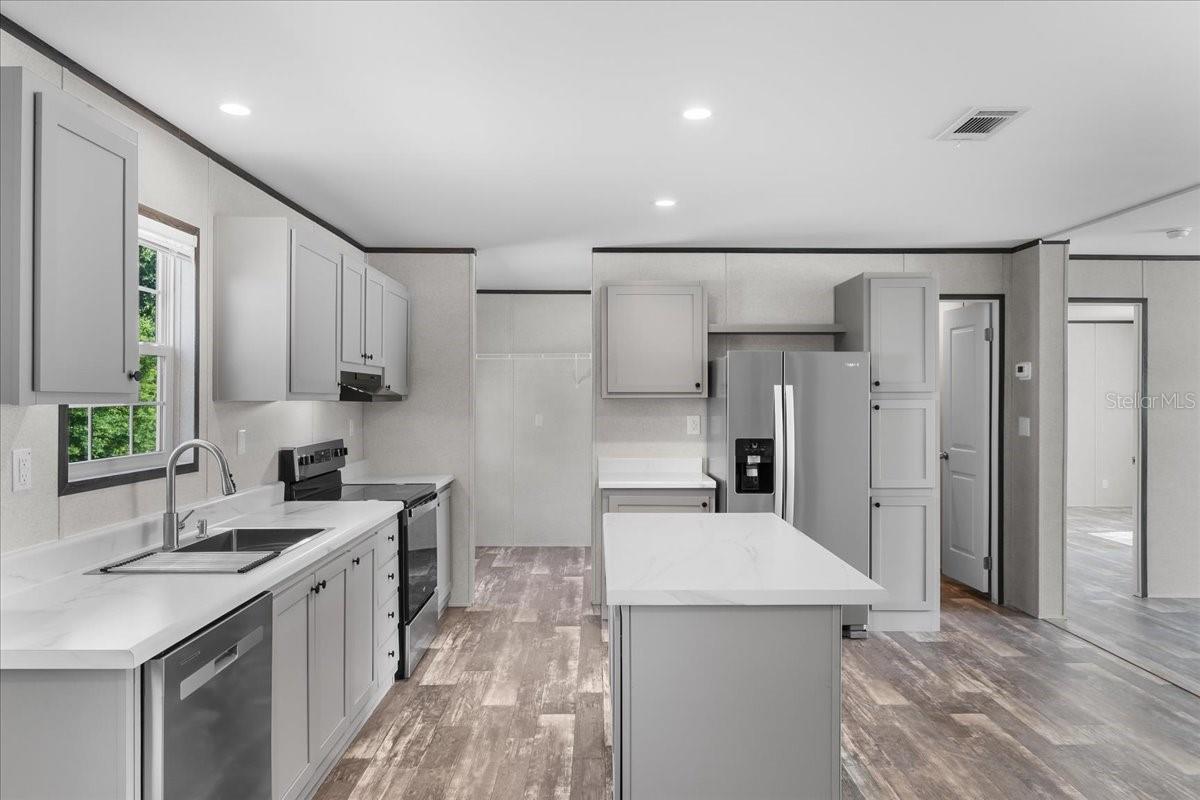 Image 3 of 30 For 0 Oakridge Drive