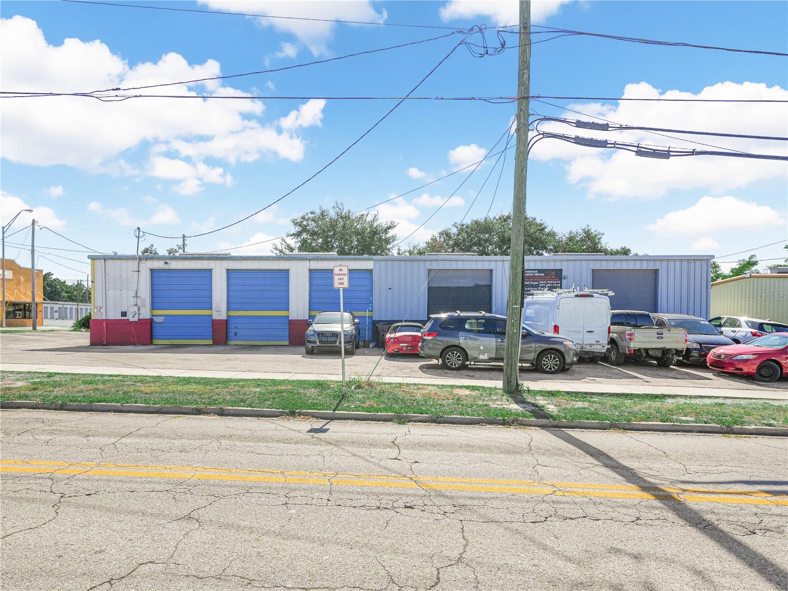 Image 3 of 7 For 194 Dr J A Wiltshire Avenue E