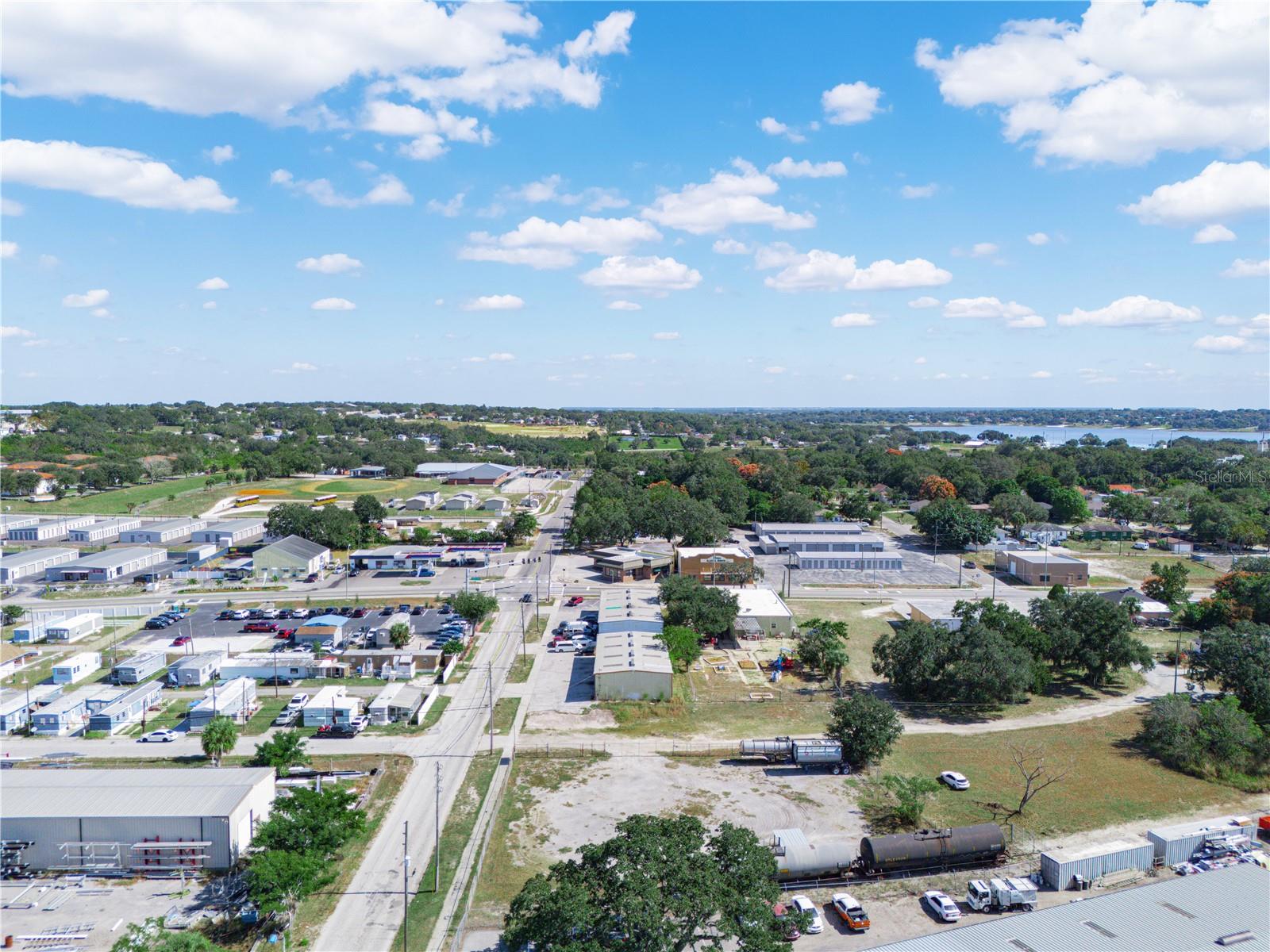 Image 4 of 7 For 194 Dr J A Wiltshire Avenue E