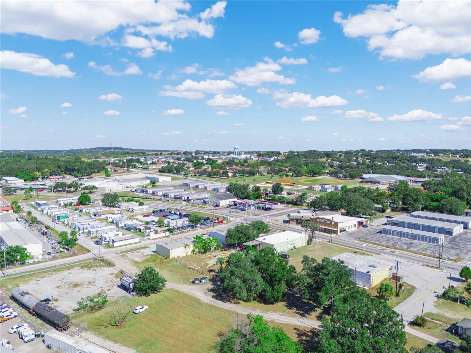 Image 5 of 7 For 194 Dr J A Wiltshire Avenue E