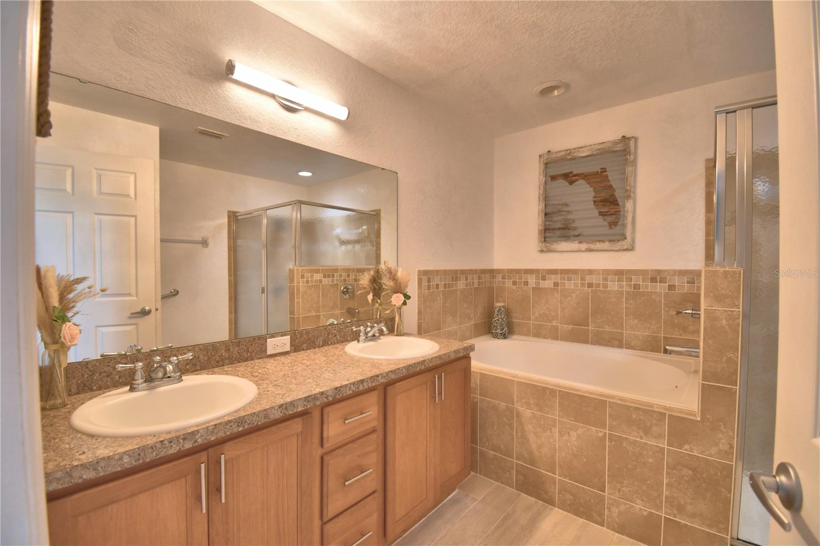 Image 45 of 78 For 4970 Mandolin Court