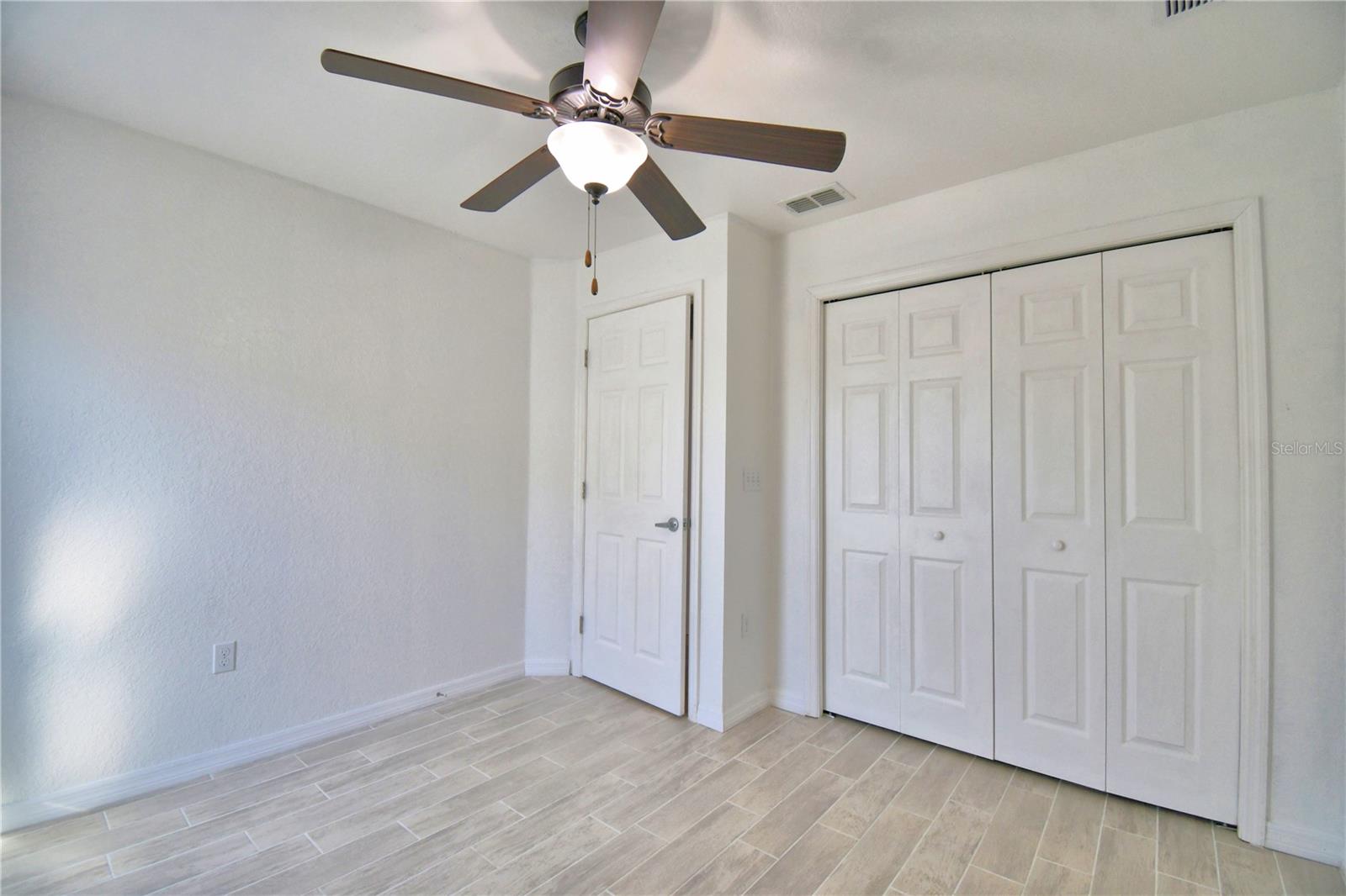 Image 53 of 78 For 4970 Mandolin Court