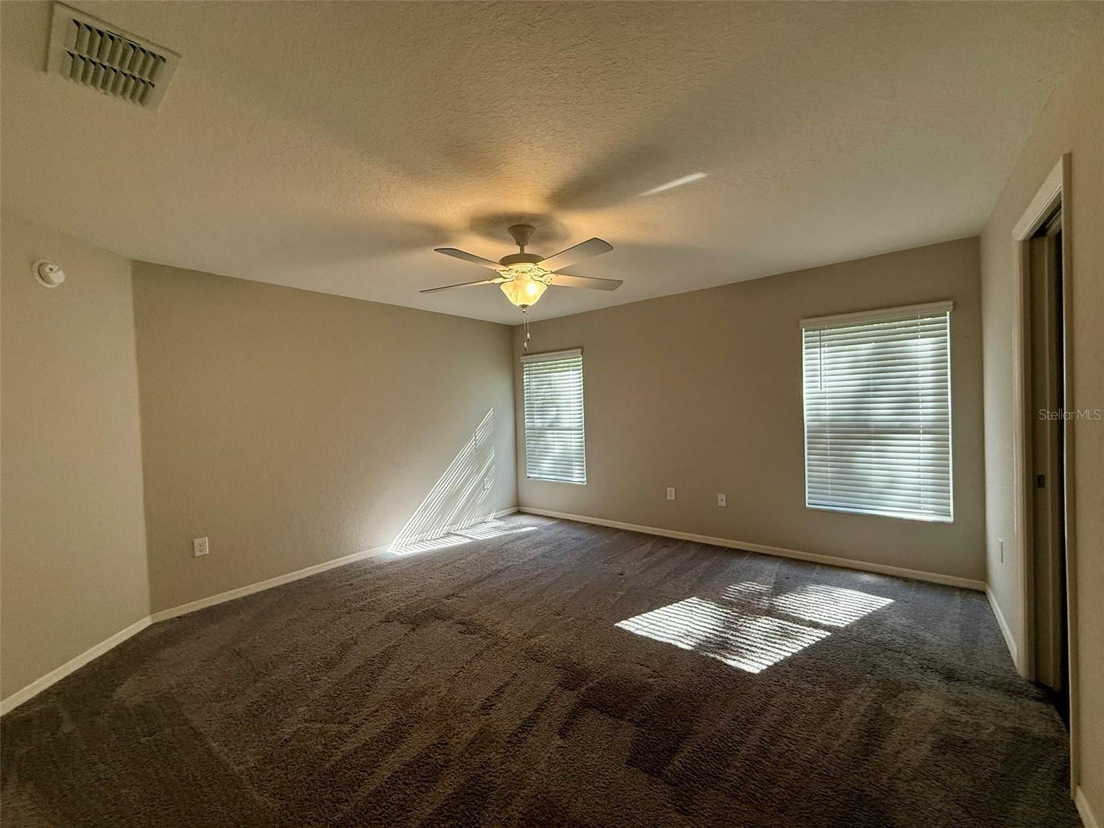 Image 18 of 31 For 316 Water Lily Lane