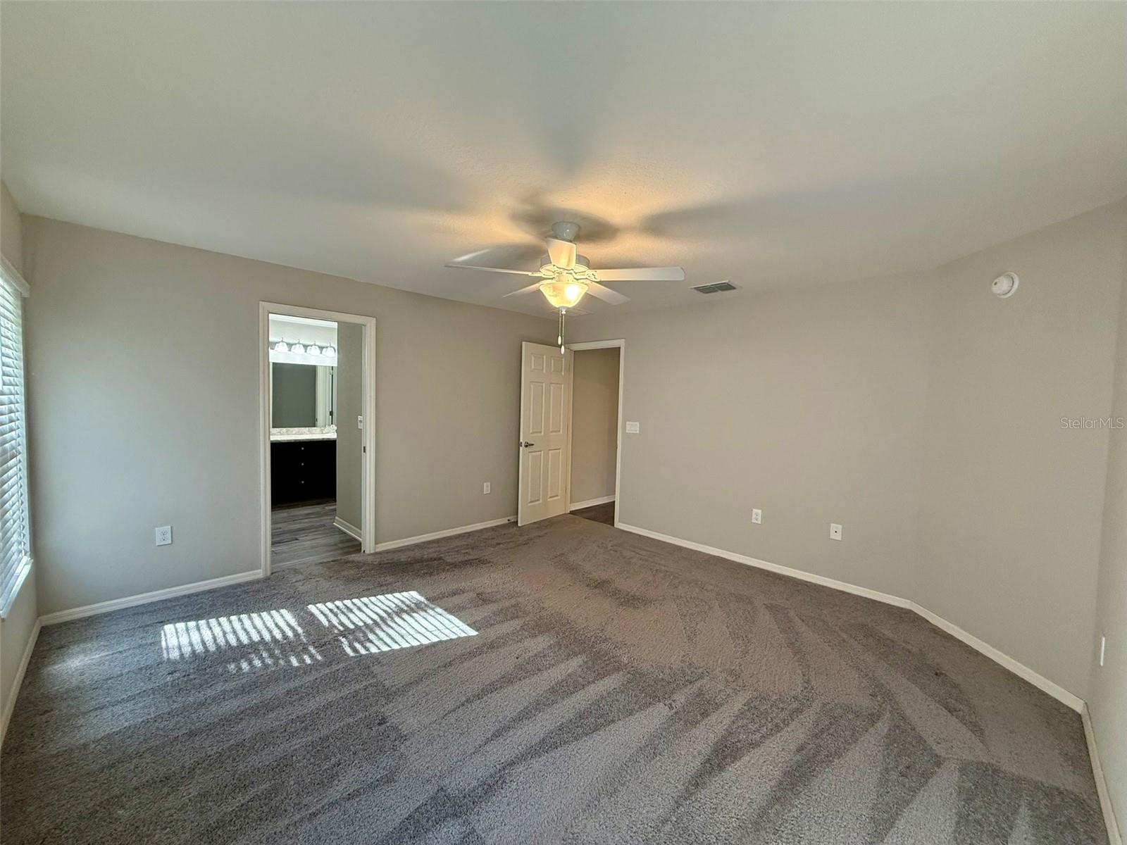 Image 19 of 31 For 316 Water Lily Lane