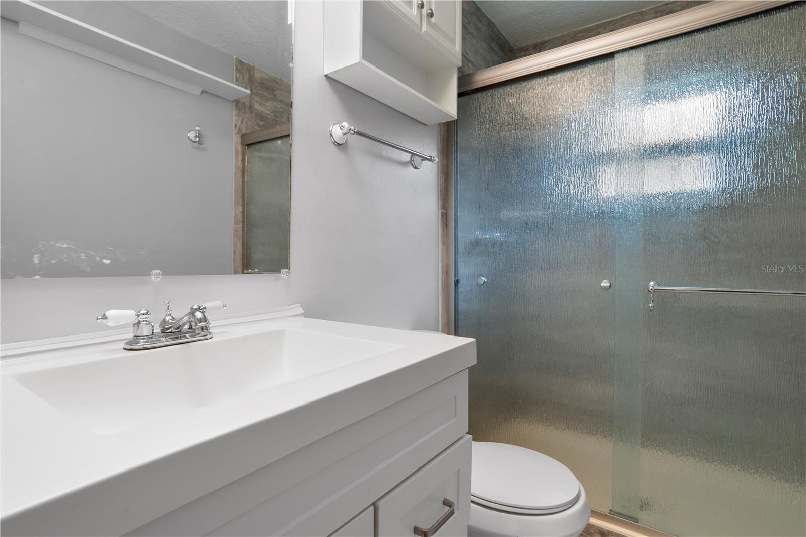 Image 22 of 49 For 10105 Crown Court