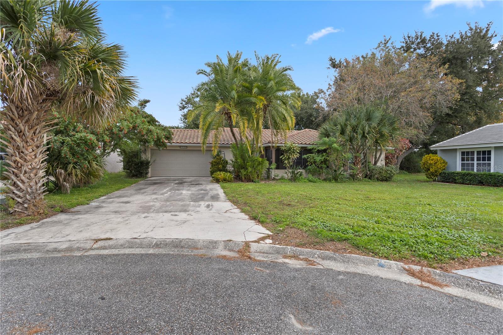 Image 37 of 49 For 10105 Crown Court