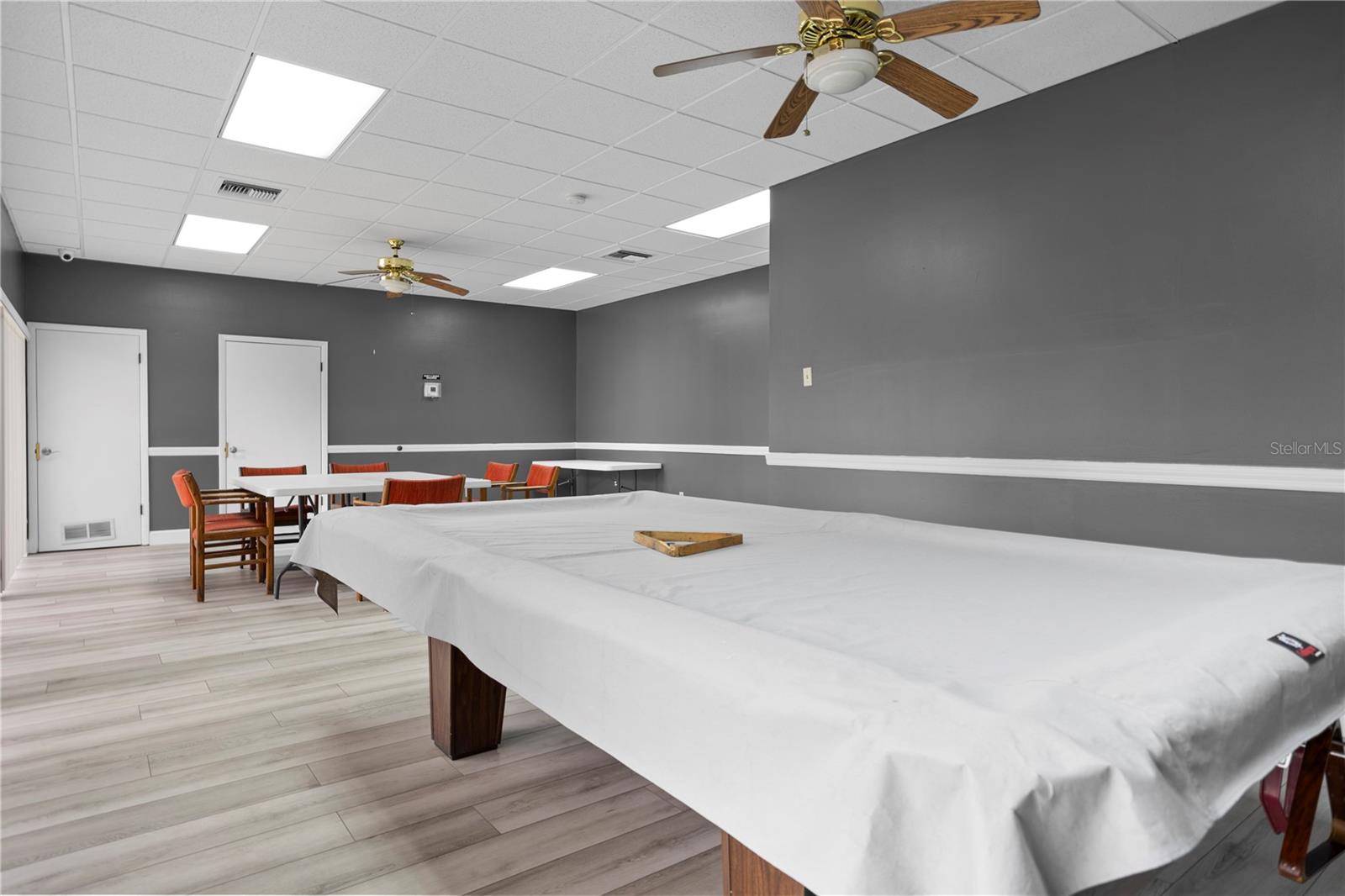 Image 44 of 49 For 10105 Crown Court