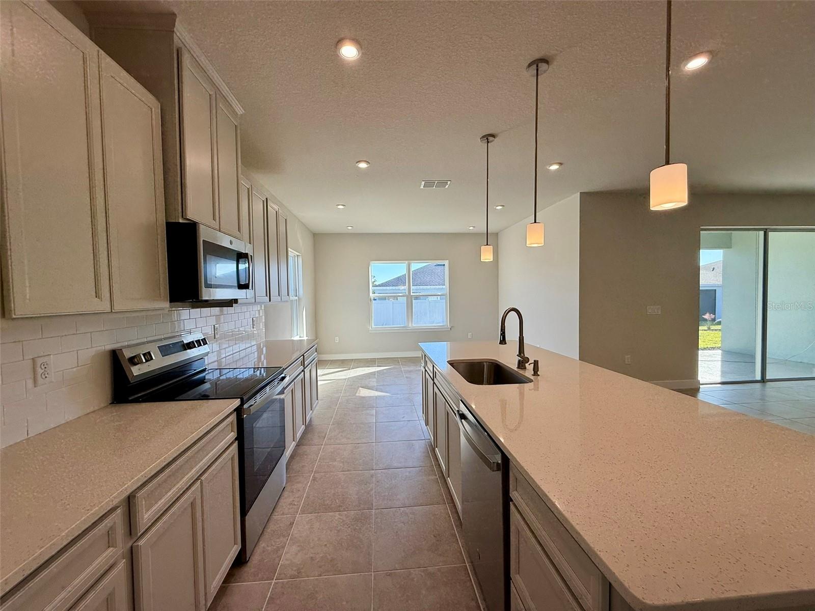 Image 11 of 41 For 1718 Upland Lane