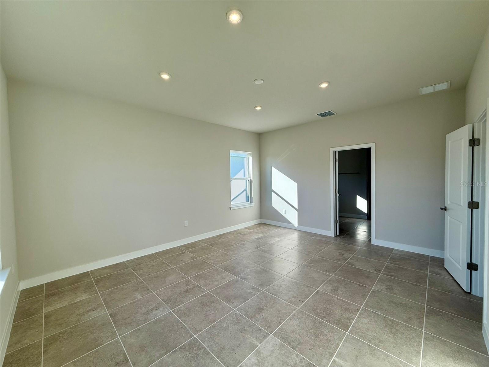 Image 29 of 41 For 1718 Upland Lane