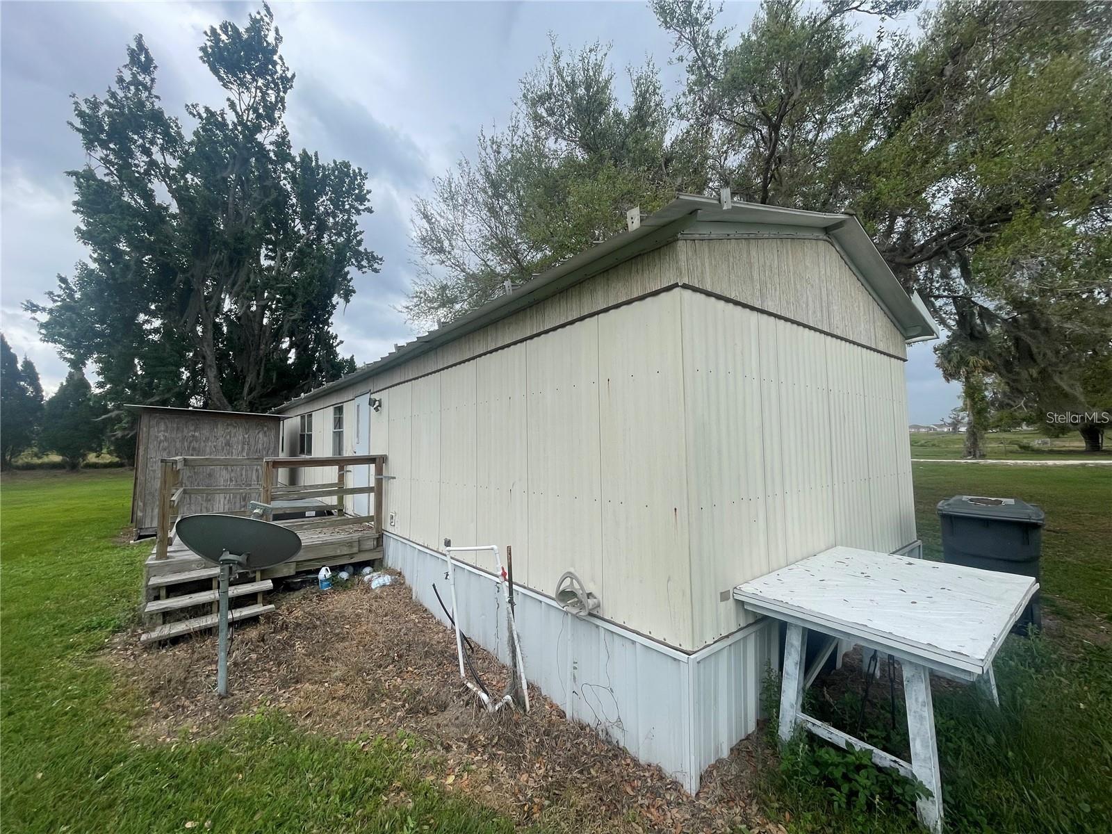 Image 7 of 11 For 610 Grove Drive