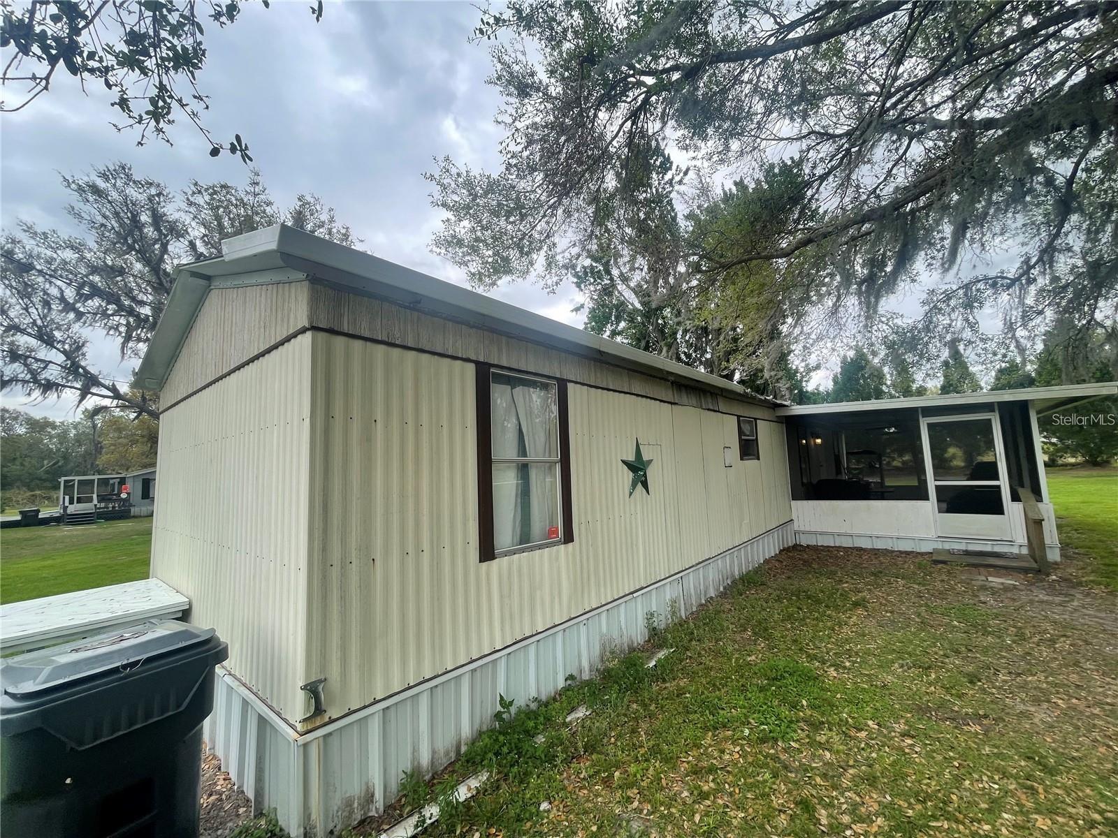 Image 8 of 11 For 610 Grove Drive