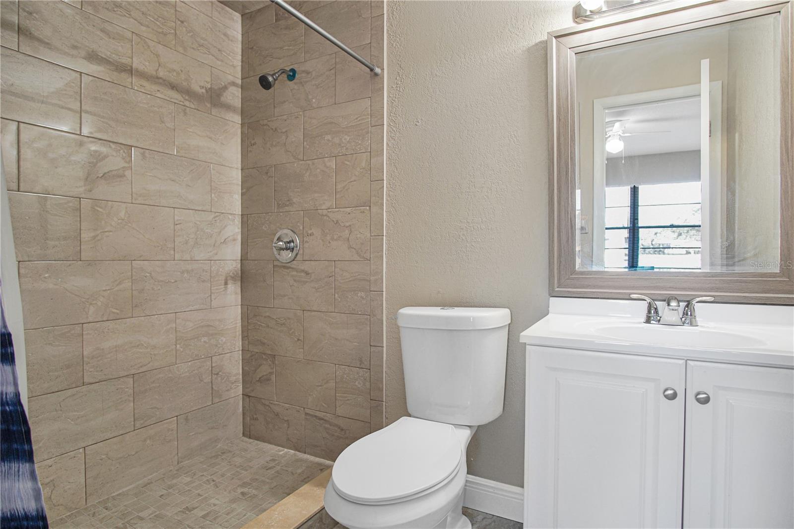 Image 15 of 20 For 5605 Struthers