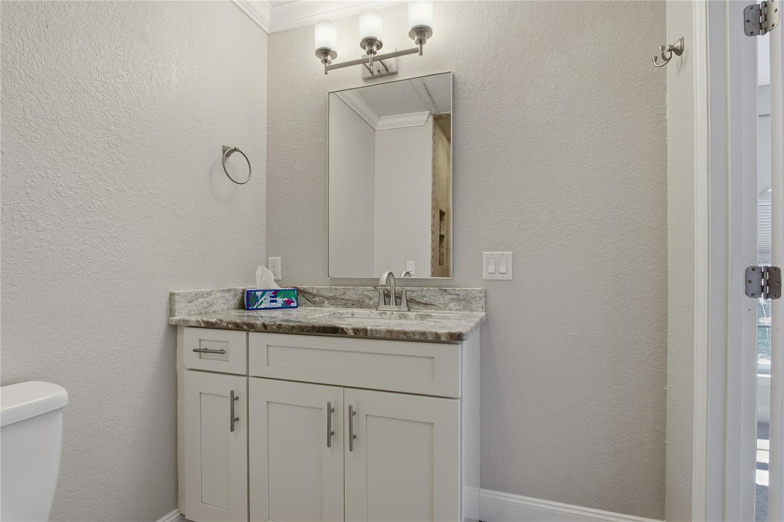 Image 39 of 74 For 316 Lochen Cir Se