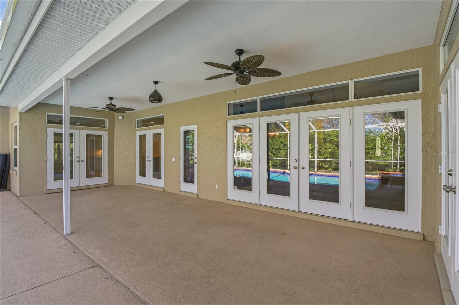 Image 49 of 74 For 316 Lochen Cir Se