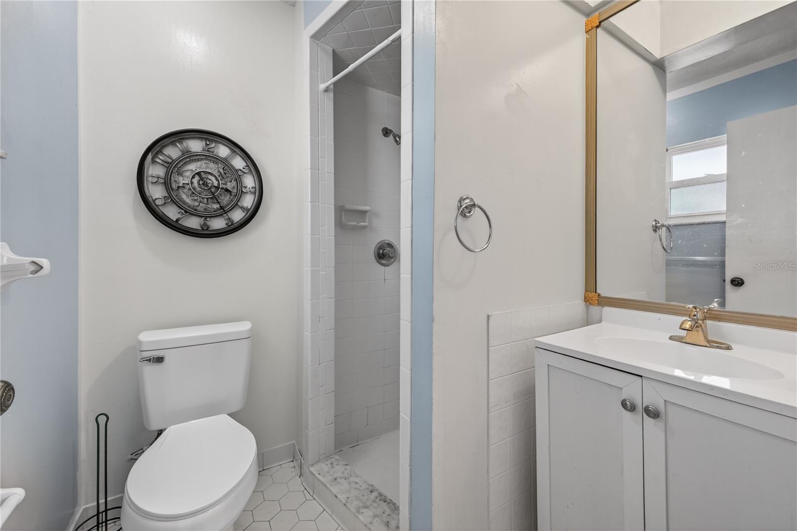 Image 12 of 20 For 3356 Dexter Se