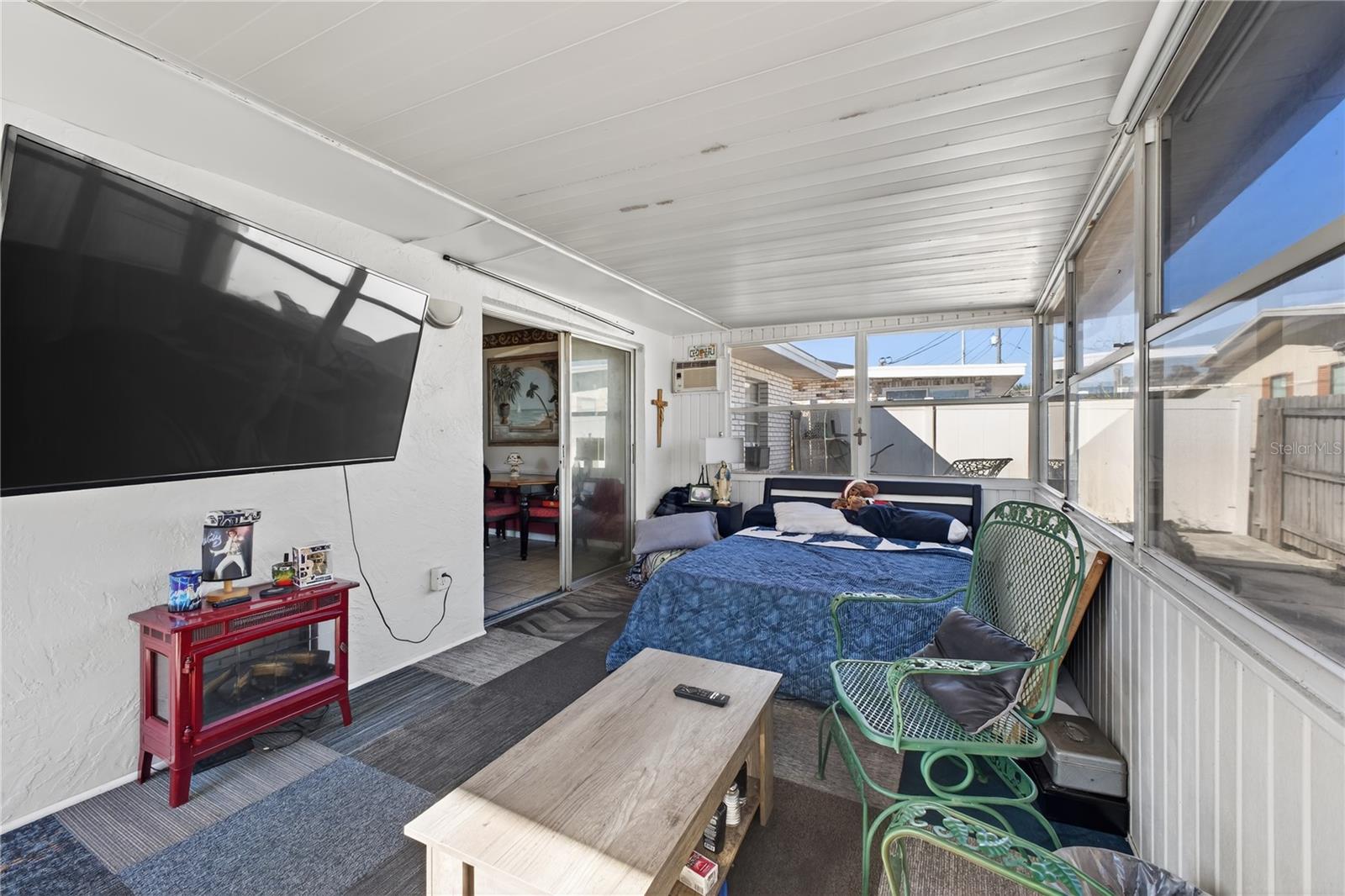 Image 15 of 20 For 3356 Dexter Se