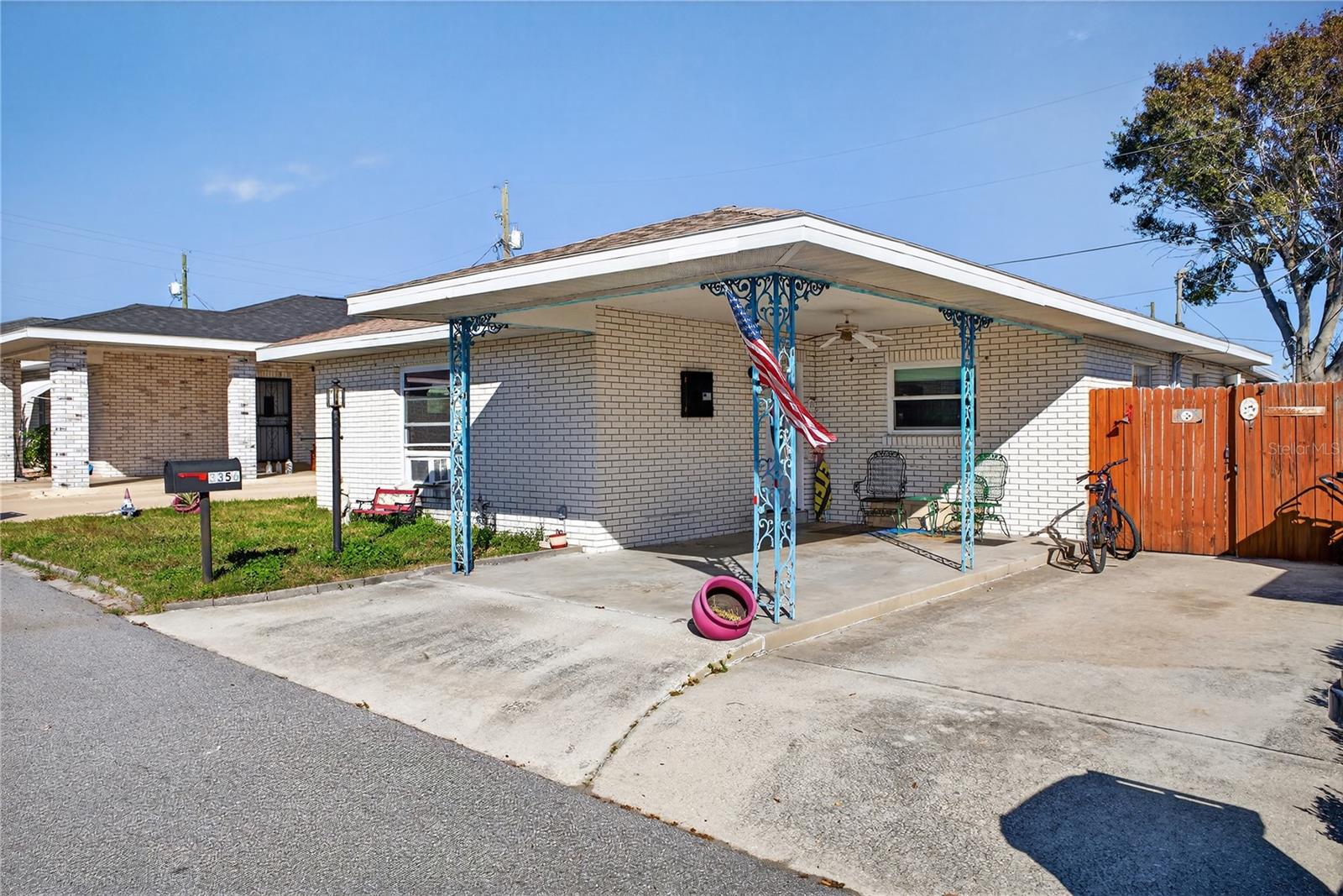 Image 2 of 20 For 3356 Dexter Se