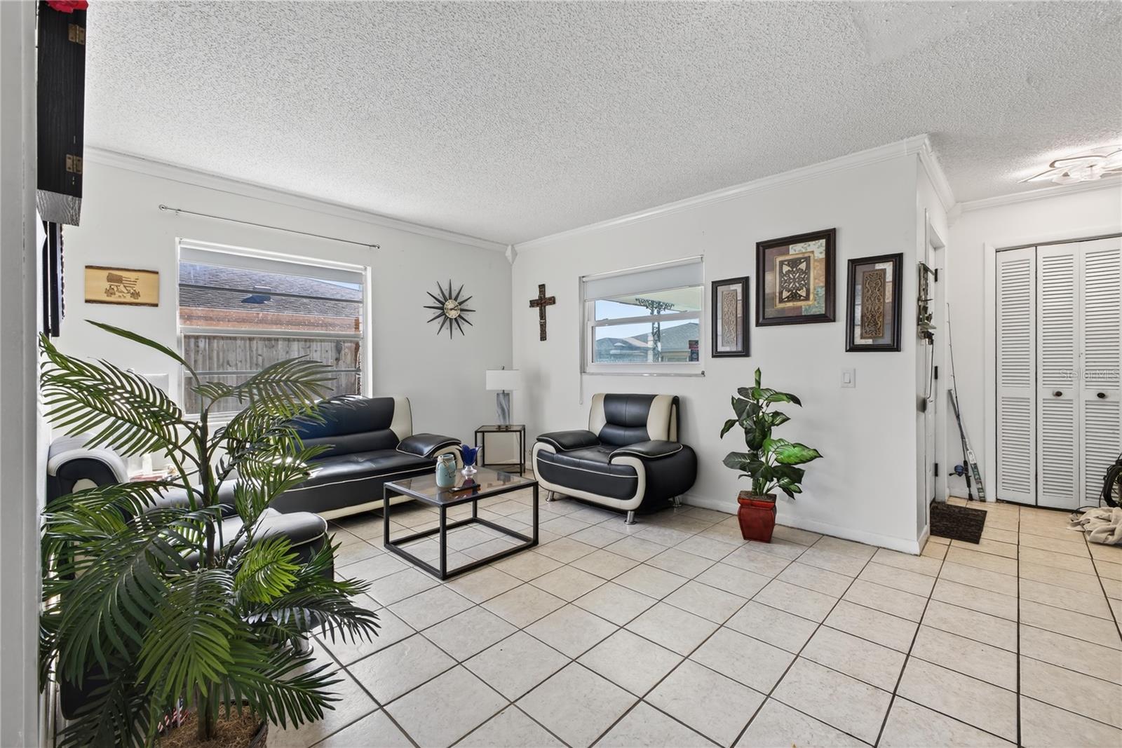 Image 7 of 20 For 3356 Dexter Se