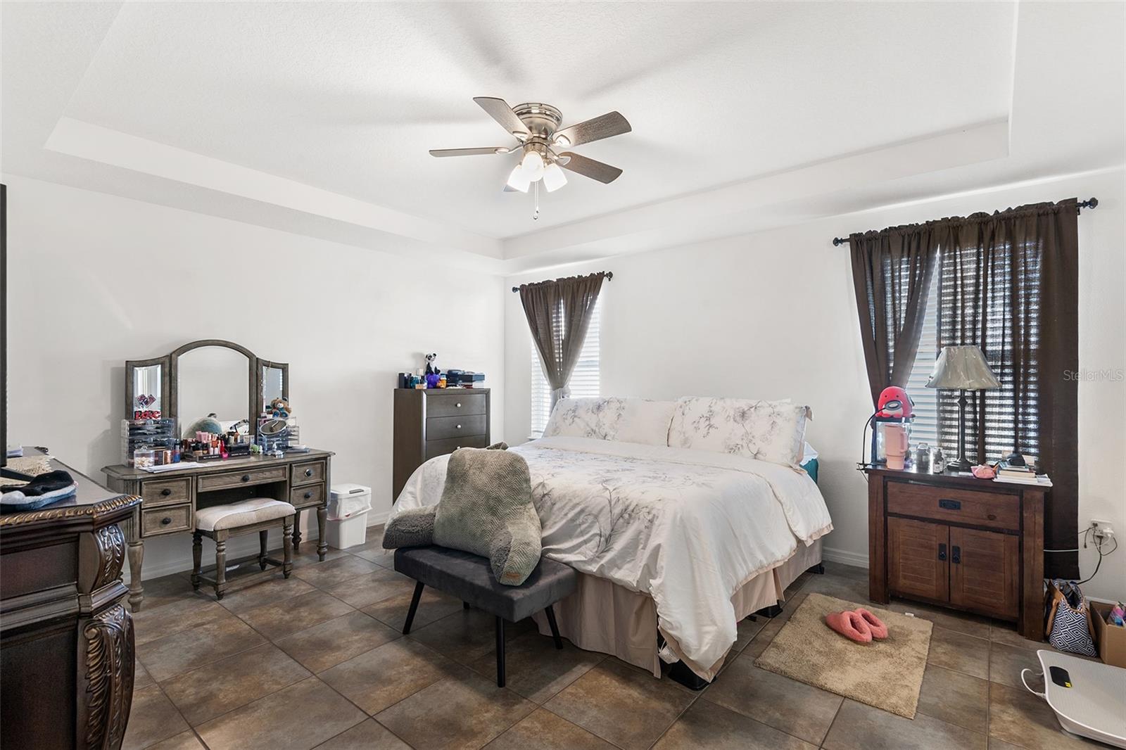 Image 25 of 43 For 236 Barrington Drive