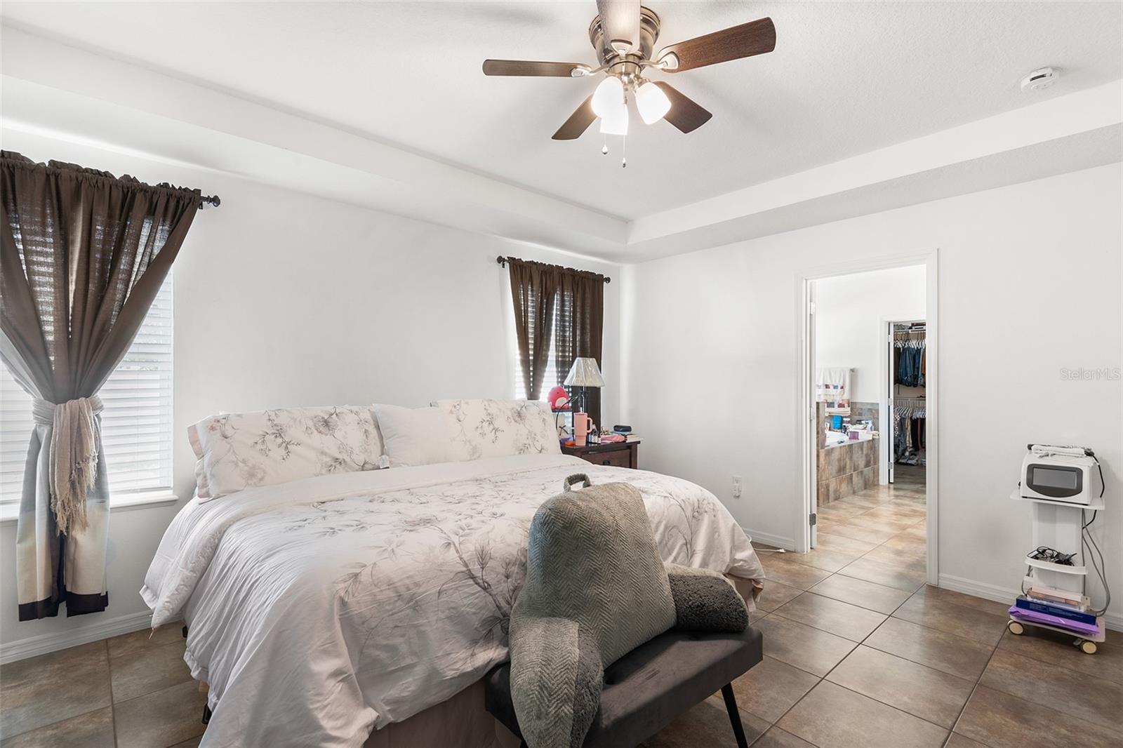 Image 26 of 43 For 236 Barrington Drive