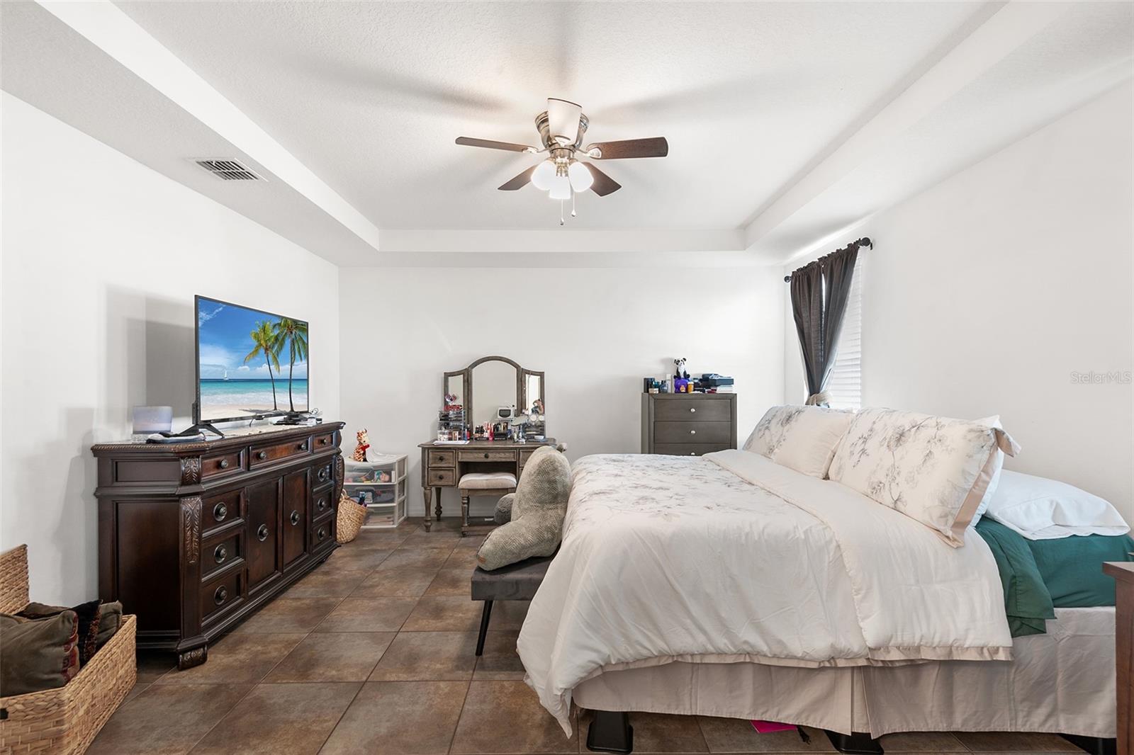 Image 31 of 43 For 236 Barrington Drive