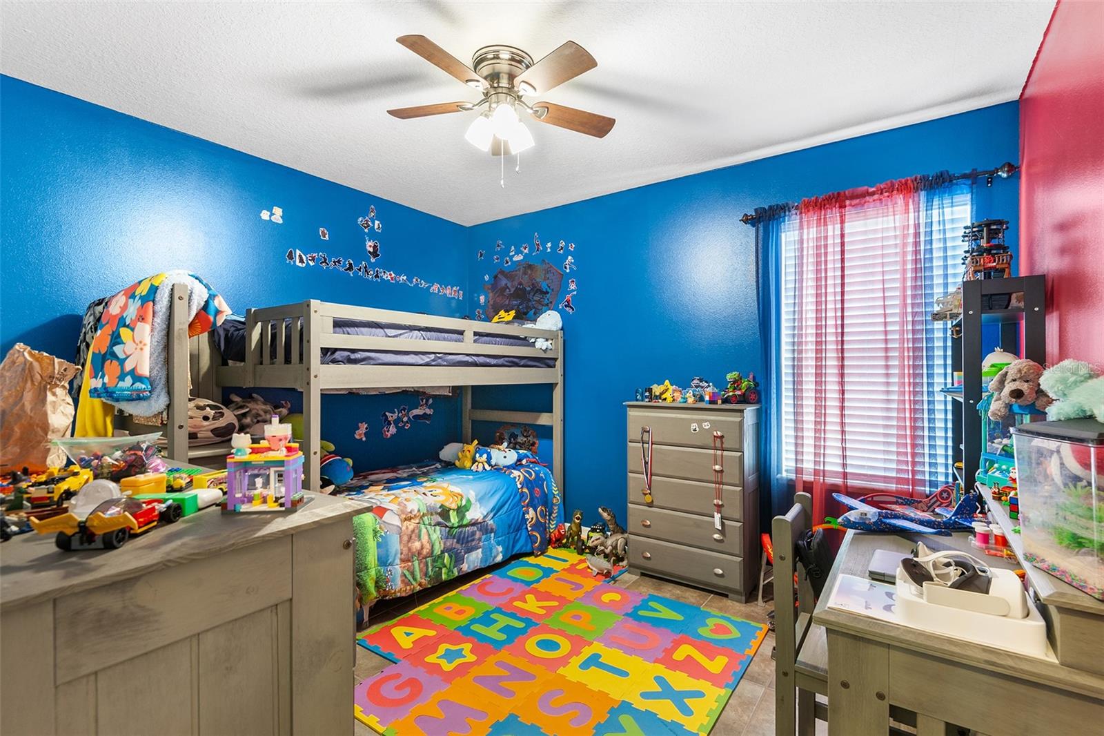 Image 32 of 43 For 236 Barrington Drive