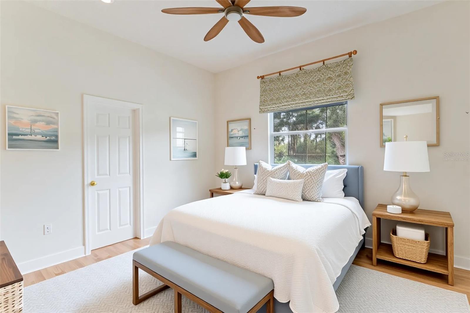 Image 12 of 38 For 304 Lochen Circle Se