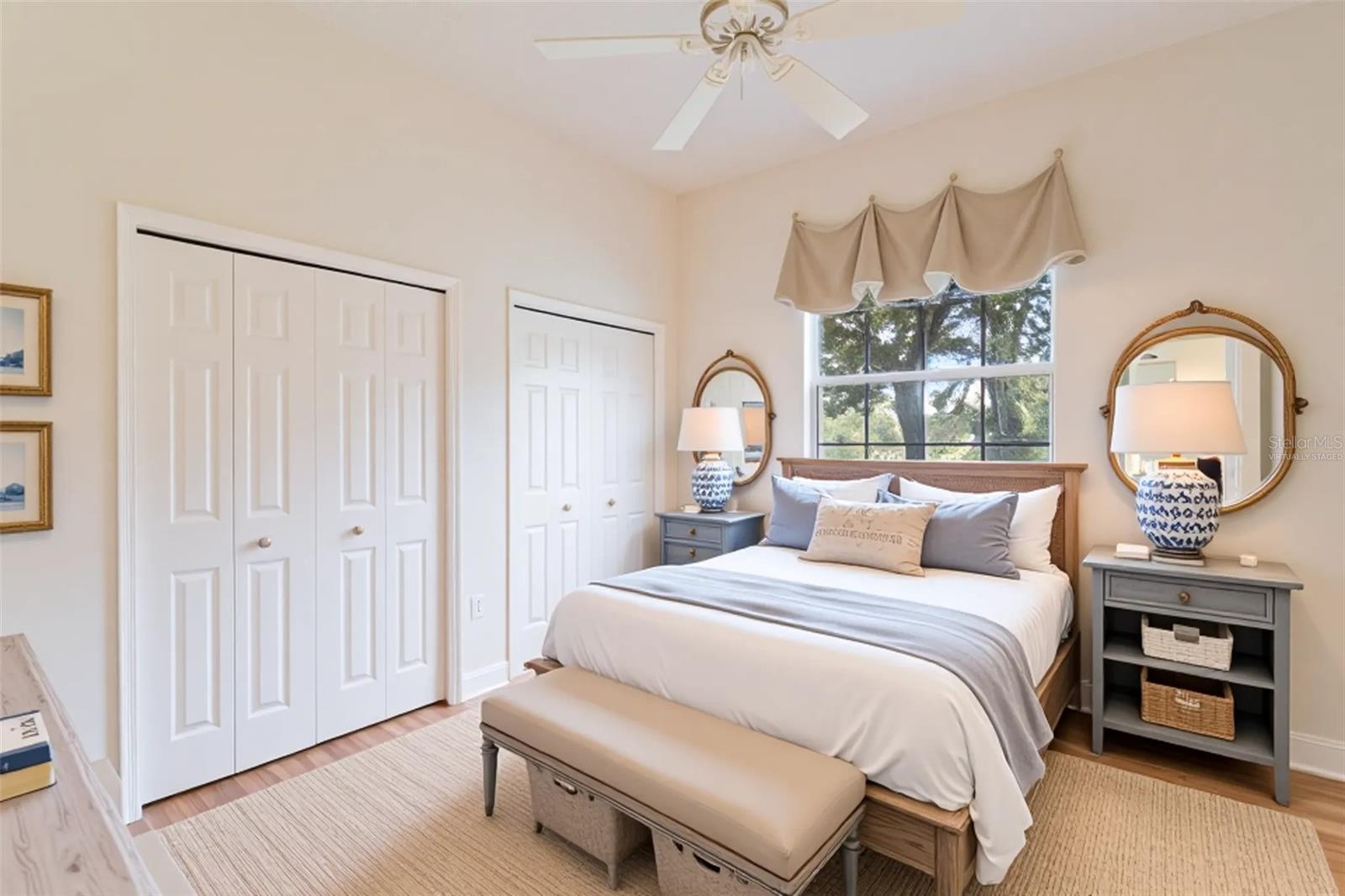 Image 15 of 38 For 304 Lochen Circle Se