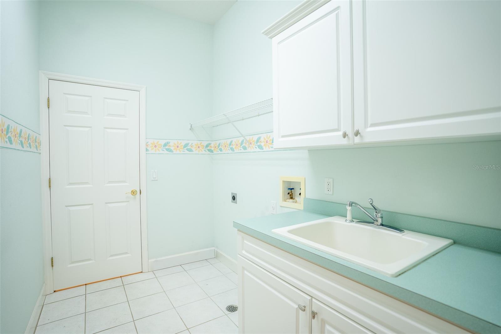 Image 20 of 38 For 304 Lochen Circle Se