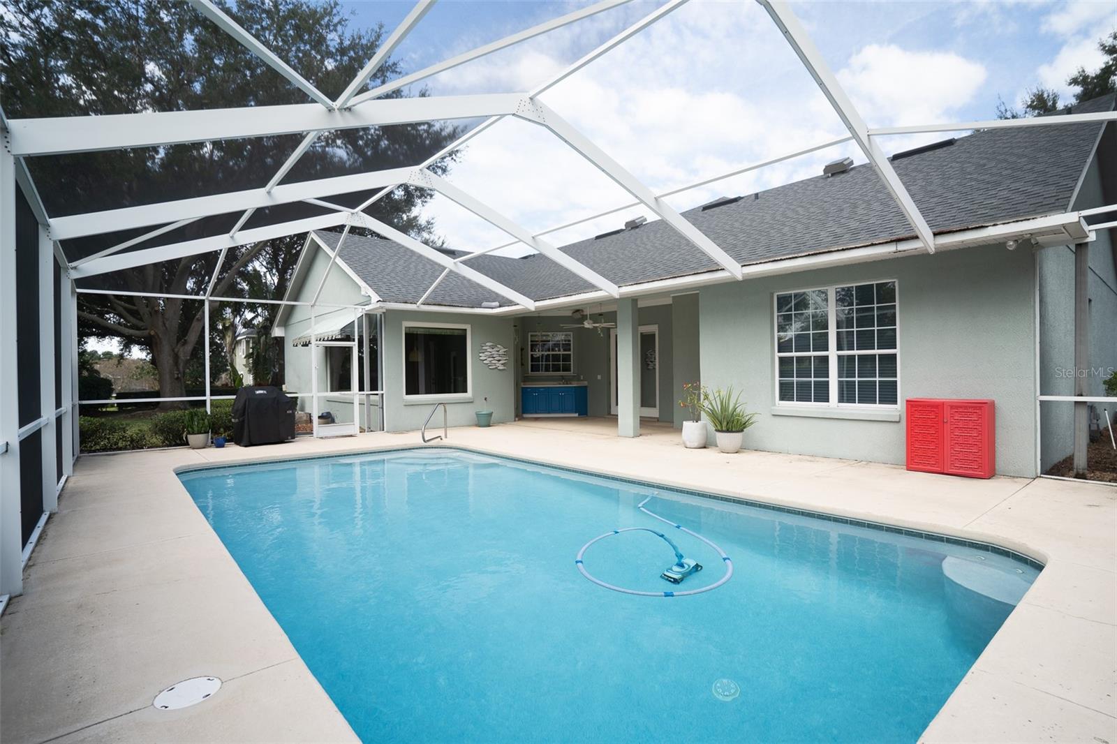 Image 25 of 38 For 304 Lochen Circle Se