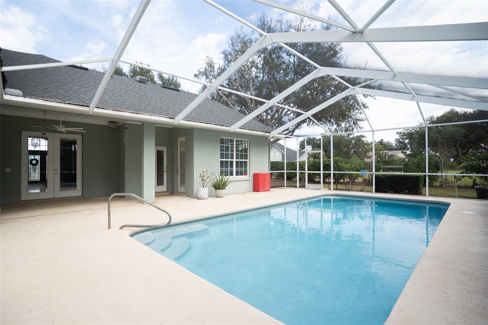 Image 26 of 38 For 304 Lochen Circle Se