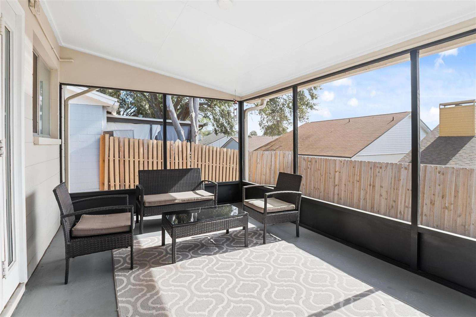 Image 2 of 27 For 516 Lake Dexter Boulevard