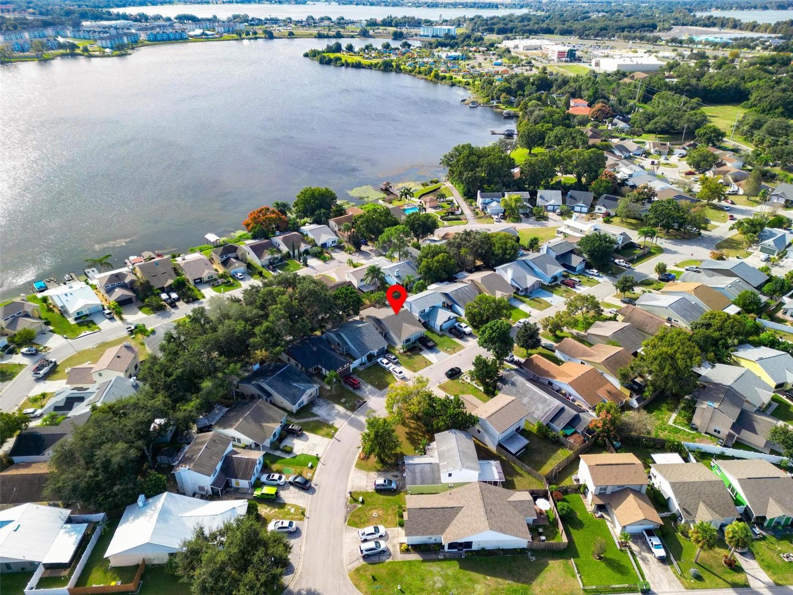 Image 21 of 27 For 516 Lake Dexter Boulevard