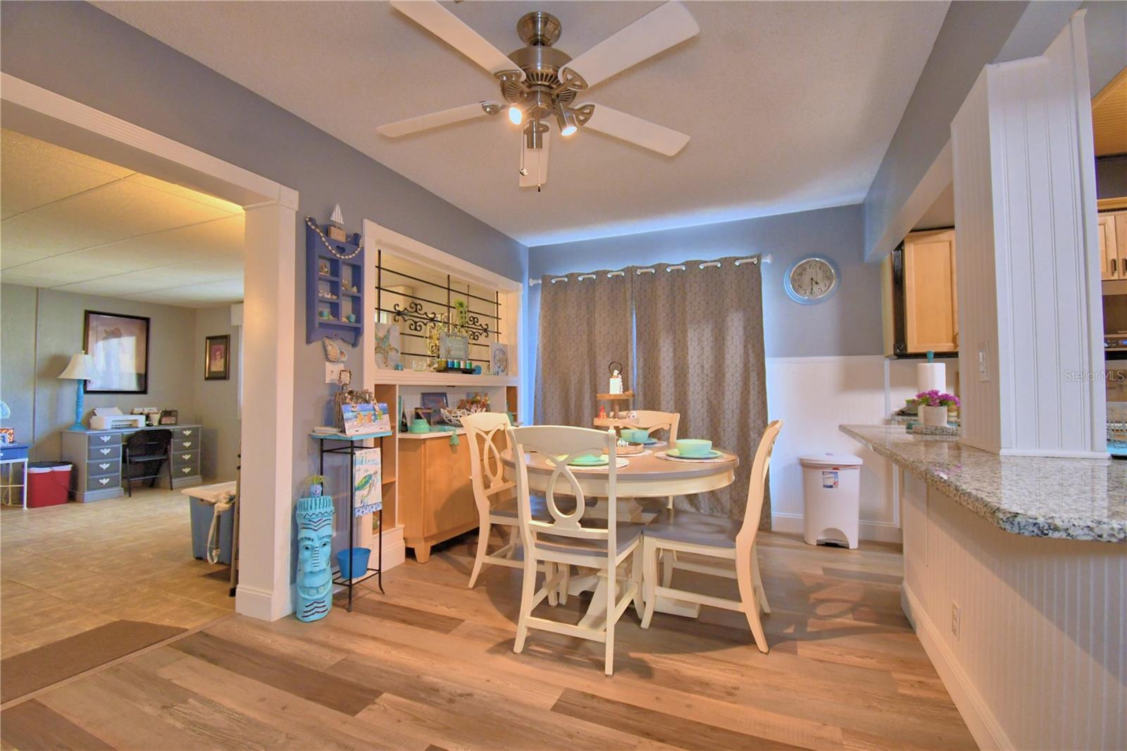 Image 15 of 37 For 273 Mariposa