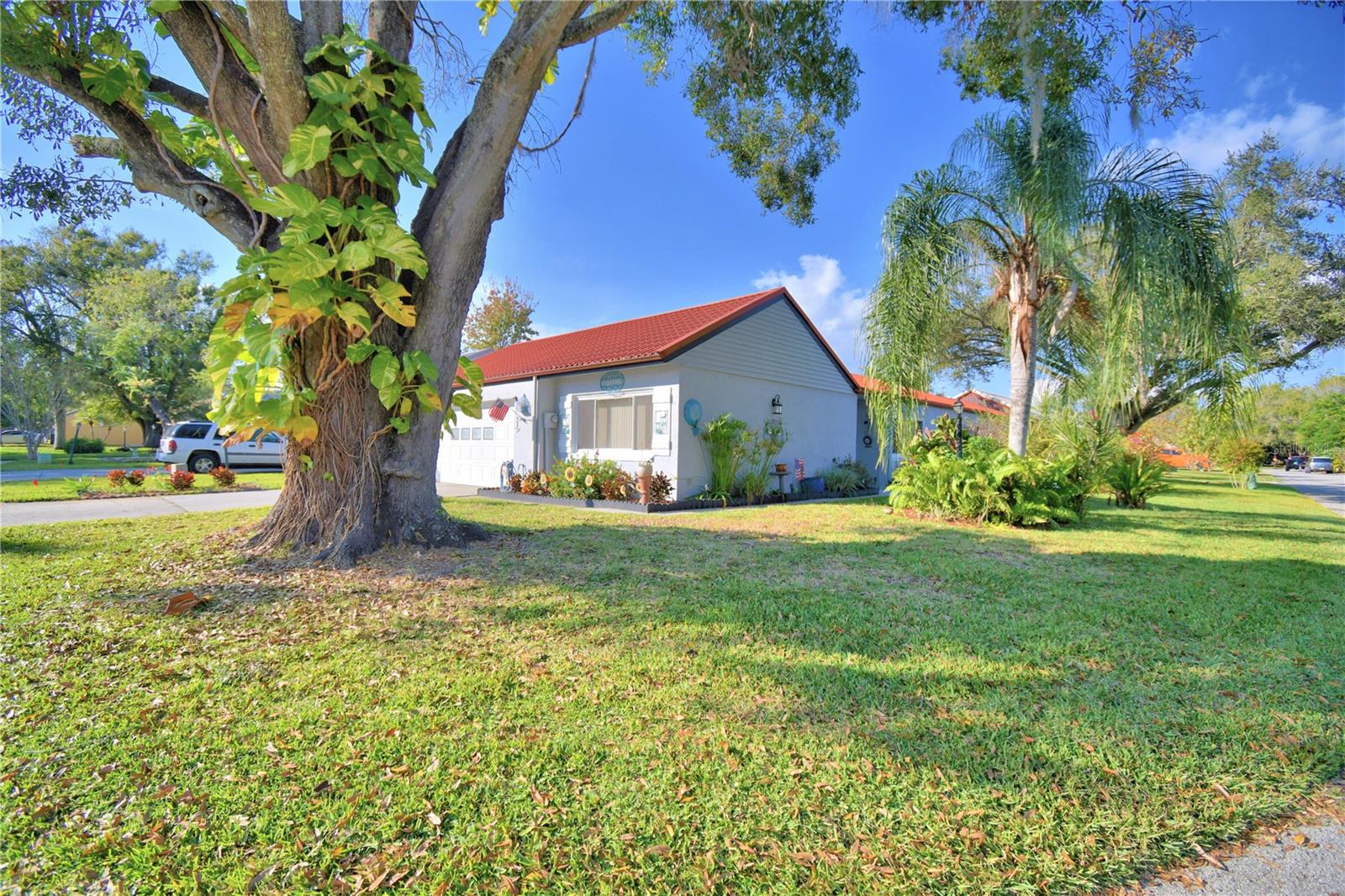 Image 2 of 37 For 273 Mariposa