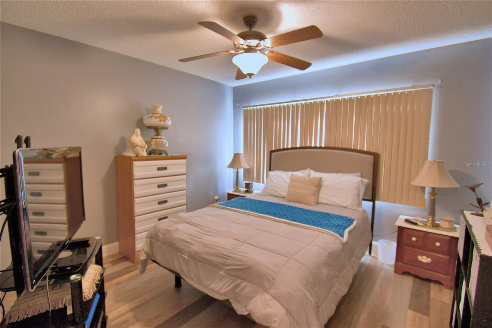 Image 25 of 37 For 273 Mariposa