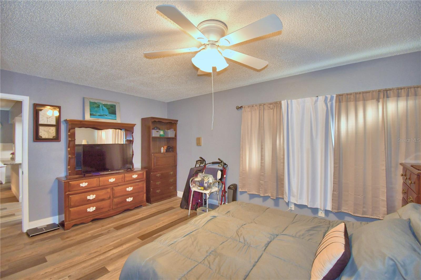 Image 29 of 37 For 273 Mariposa