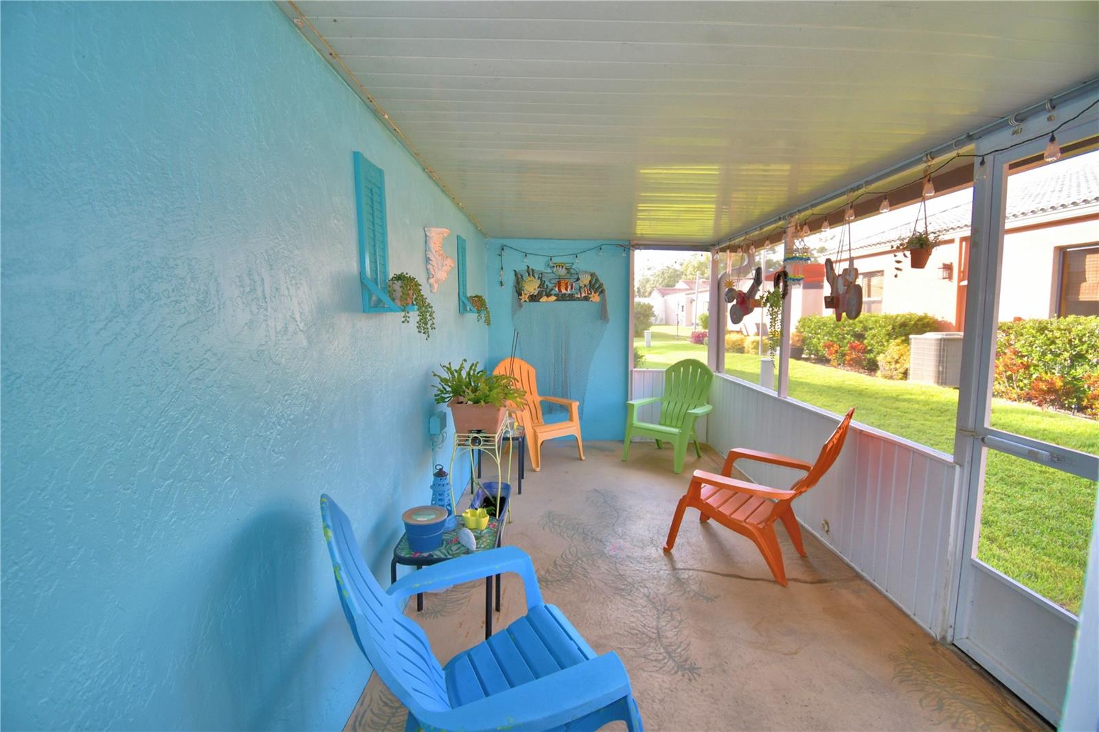 Image 33 of 37 For 273 Mariposa