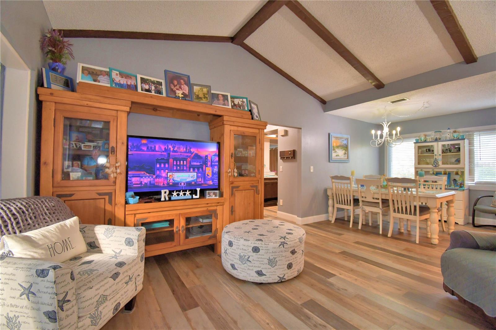 Image 9 of 37 For 273 Mariposa