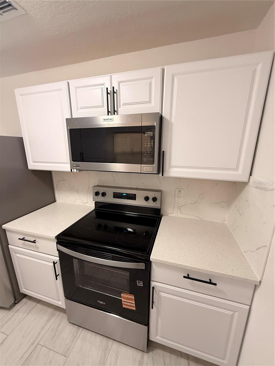 Image 10 of 19 For 3924 Shay Drive