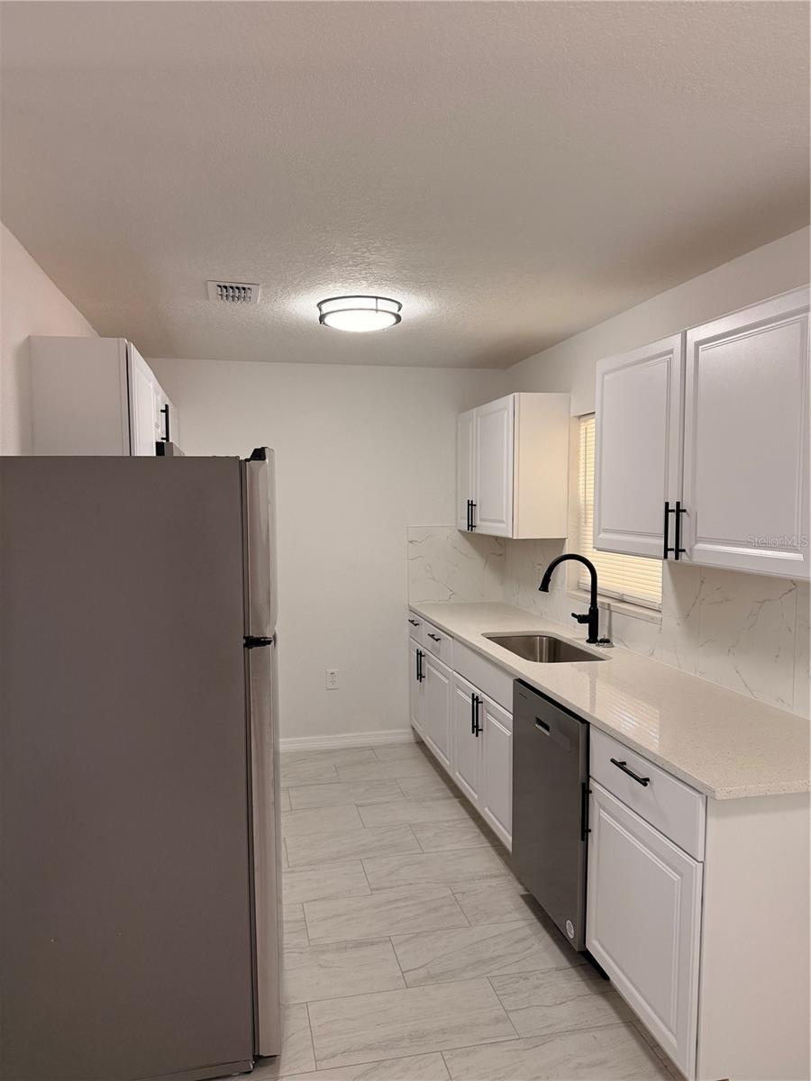 Image 8 of 19 For 3924 Shay Drive