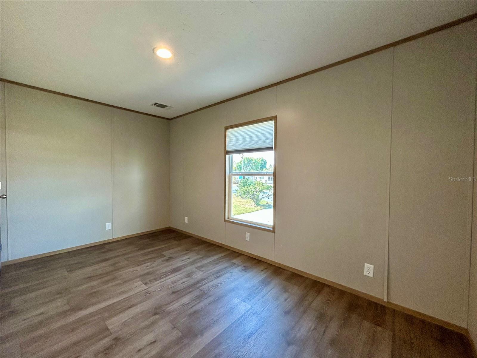 Image 14 of 21 For 3039 Heather Way