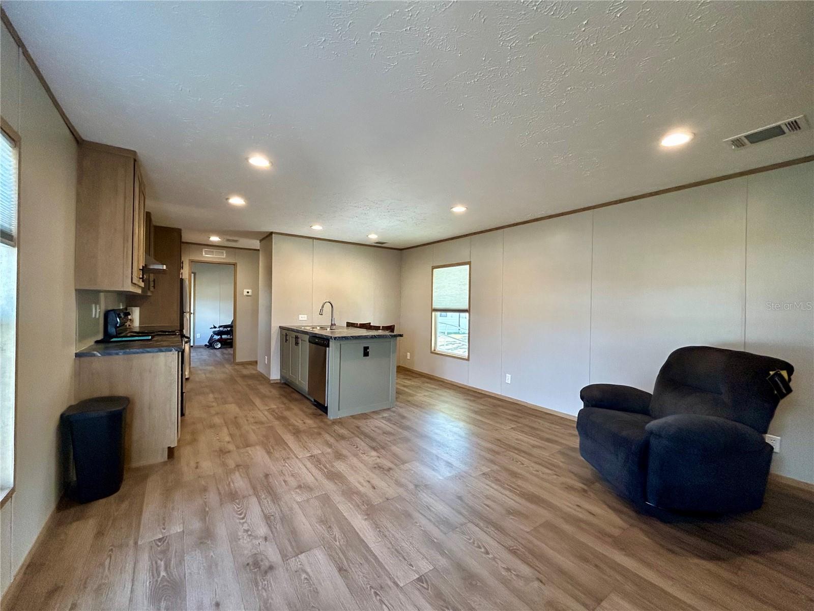 Image 6 of 21 For 3039 Heather Way