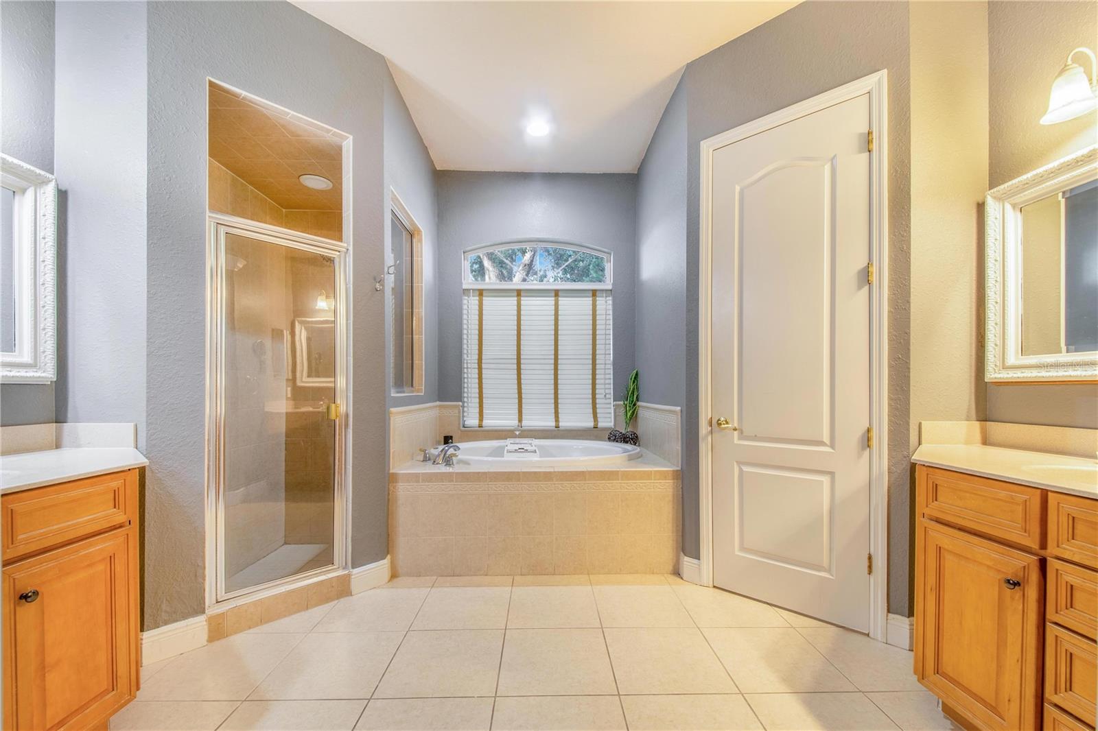 Image 22 of 49 For 404 Talamone Drive