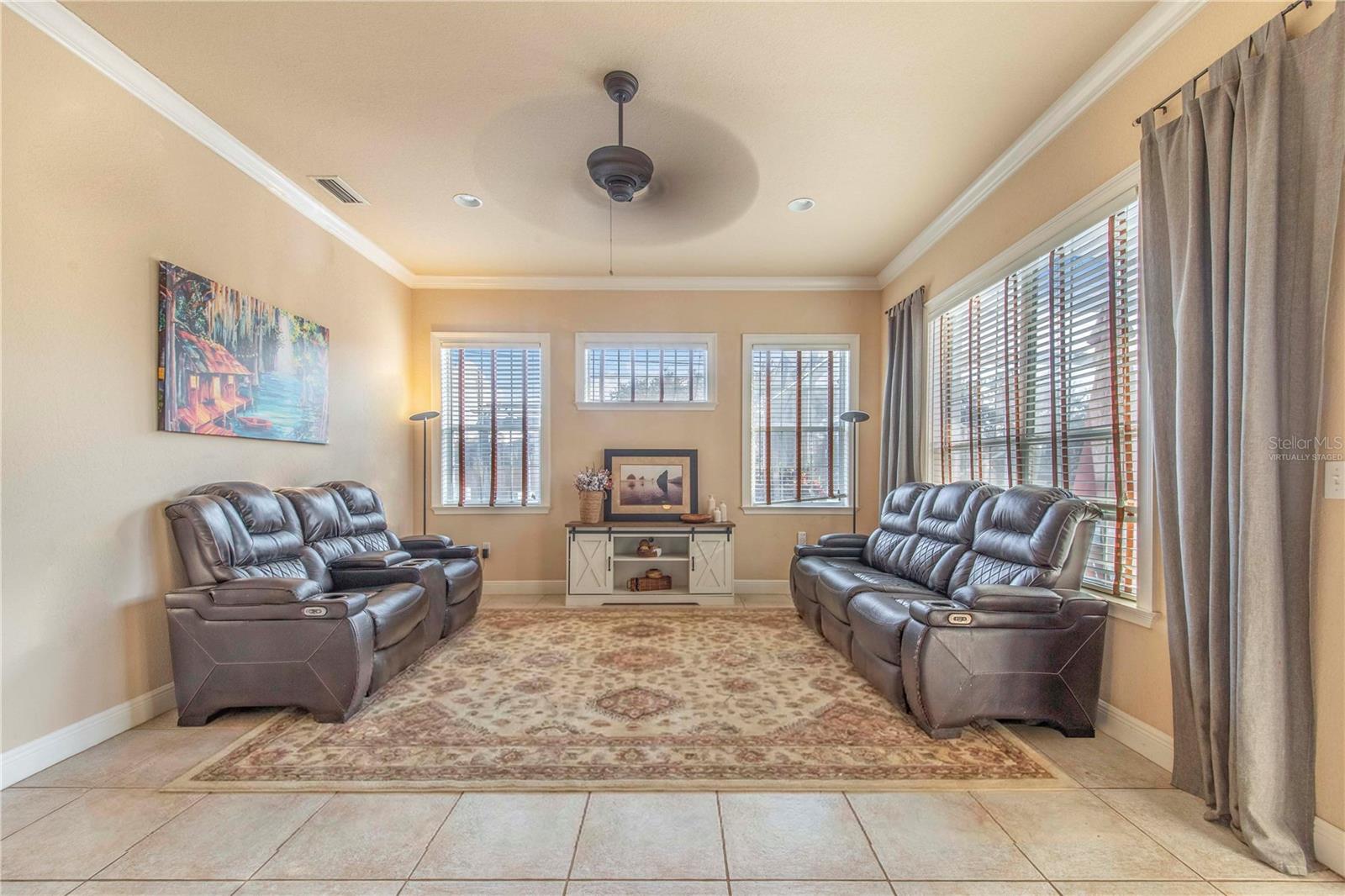 Image 9 of 49 For 404 Talamone Drive